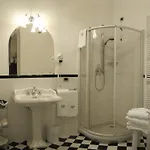 Milani Residenza D'epoca Hotel 4*