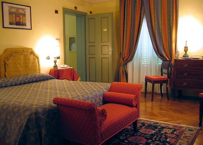 Milani Residenza D'epoca Hotel 4*